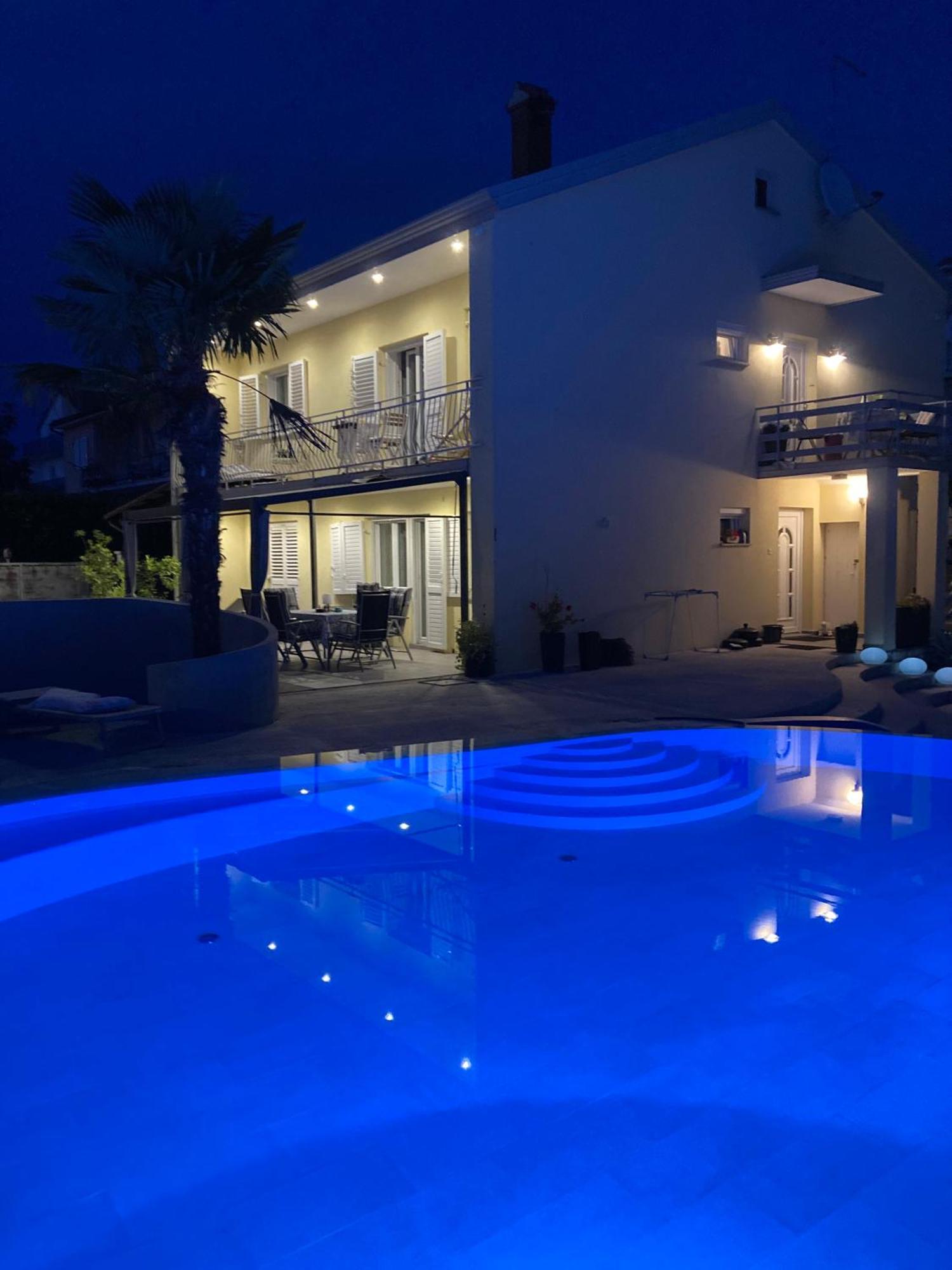 Villa Elke Maria With Overflow Pool And Hydromassage Novigrad  Ngoại thất bức ảnh